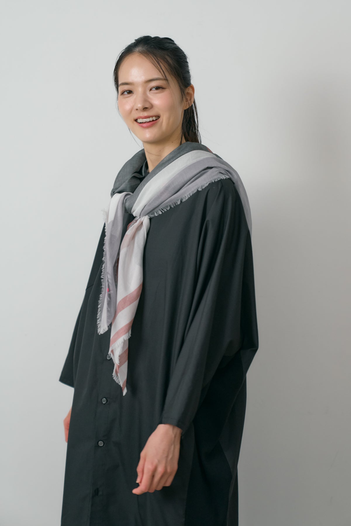 極美品✨ モユル　変形　ロングジレ　羽織り　ストライプ　オシャレ　希少　ブラック 極細コットン播州織ストール Mサイズ col:ブラック(BLK) – POLS
