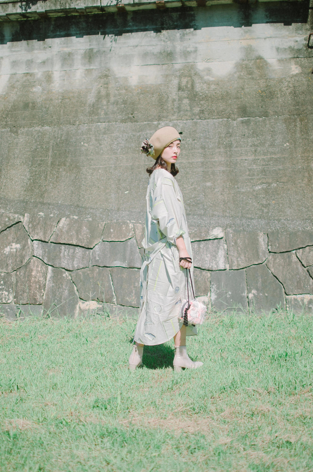 -OSANPO- ワンピース col:ライトカーキ