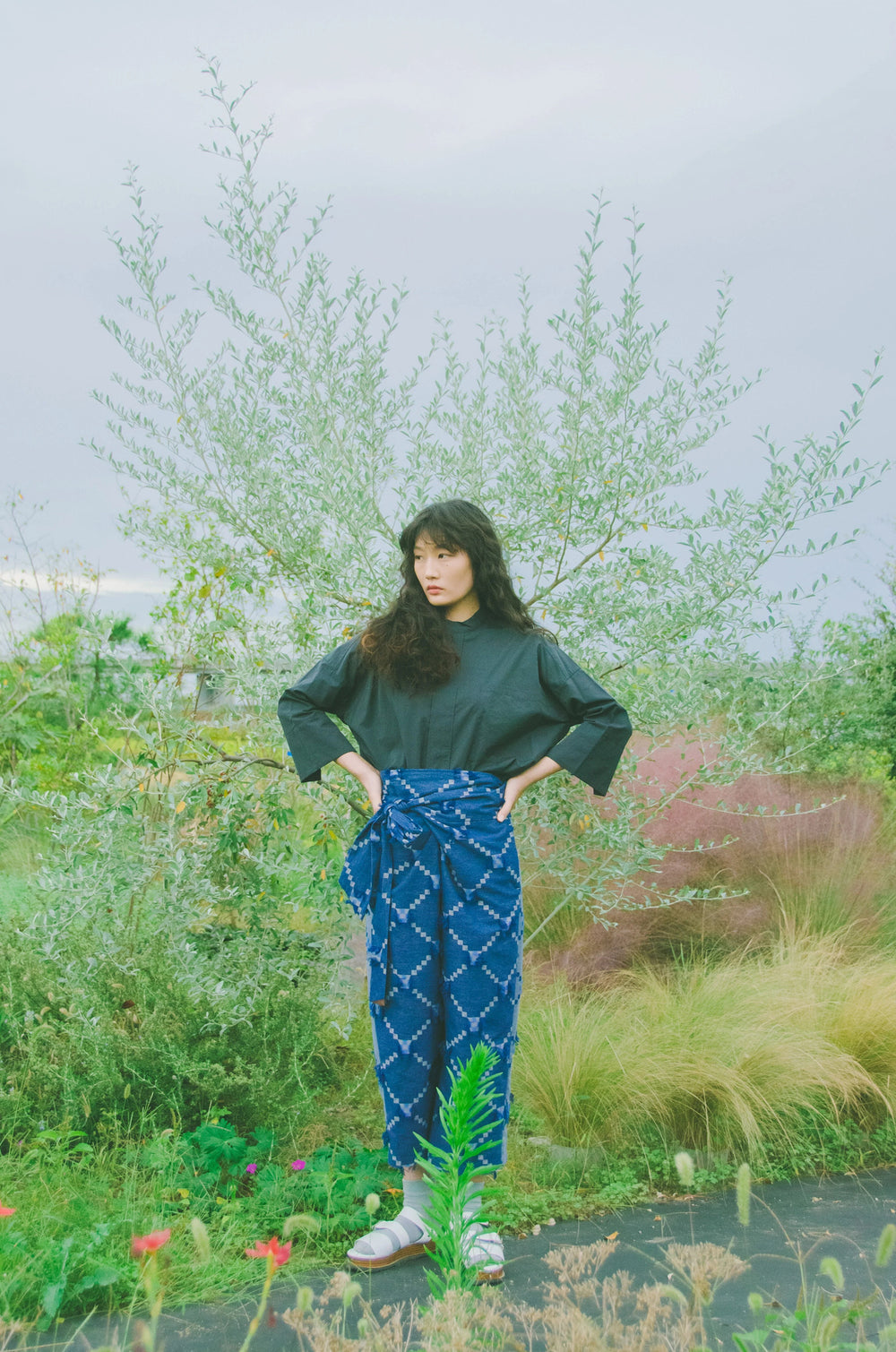 -PLANTS- ラップ風パンツ col:ブルー