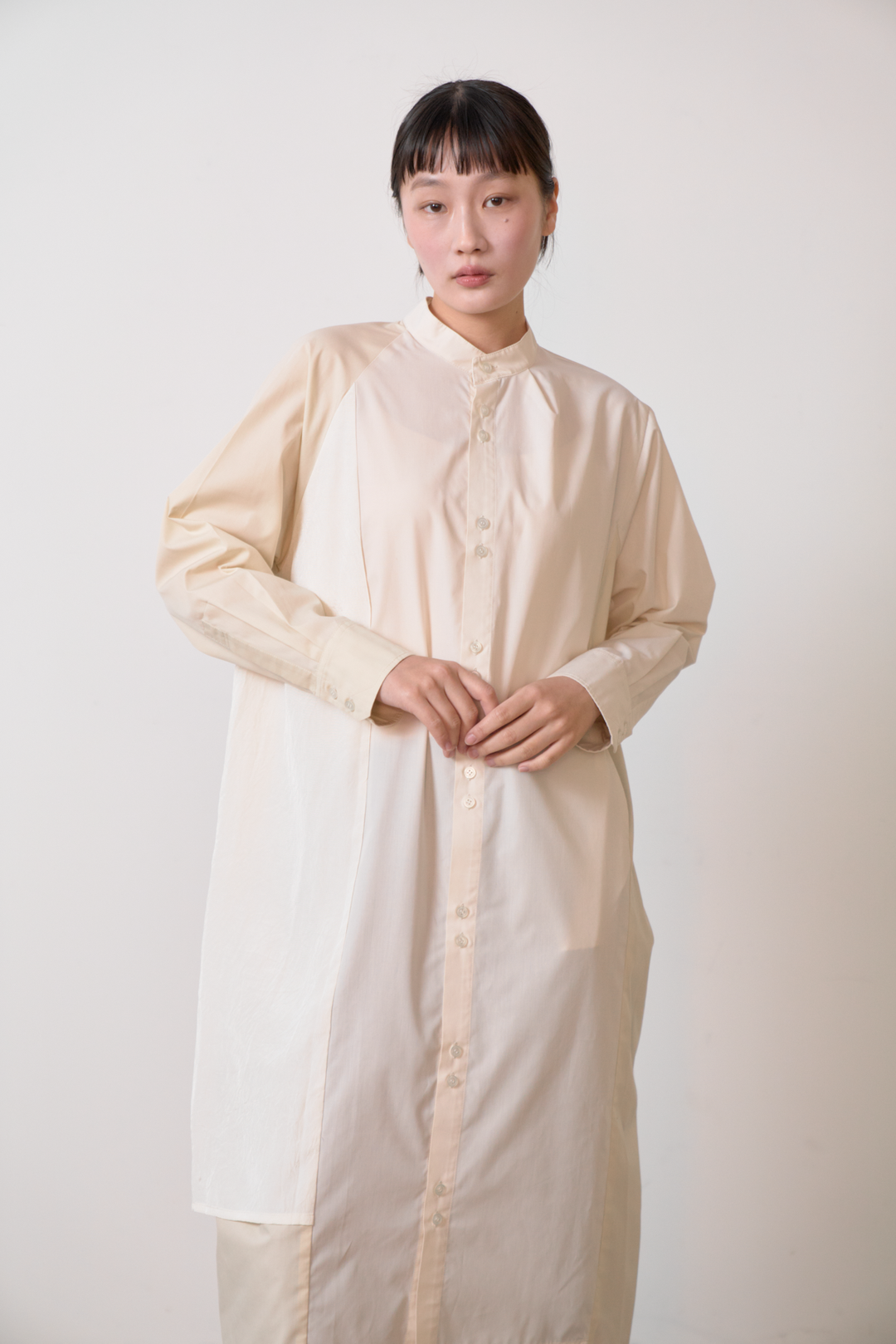 TWIN BUTTON- シャツワンピース col:ベージュ – POLS TWIN BUTTON- シャツワンピース col:ベージュ – POLS