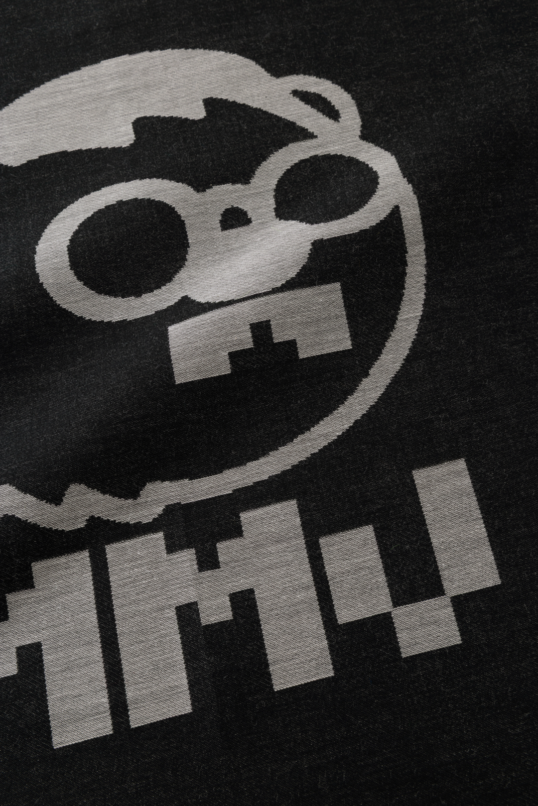 KUMA HIGE BIG ジャカードアートファブリック　col:ブラック