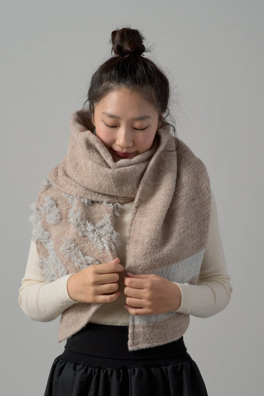 kazumi×CRAHUG×POLSコラボ　ウールカットジャカードストール　col:ベージュ