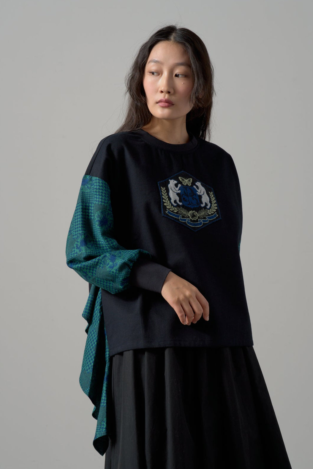 -POLS BEAR EMBLEM-　プルオーバー　col:ネイビー