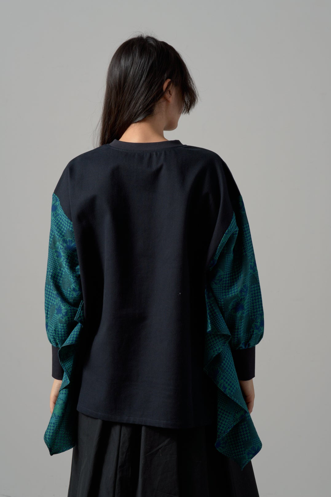 -POLS BEAR EMBLEM-　プルオーバー　col:ネイビー