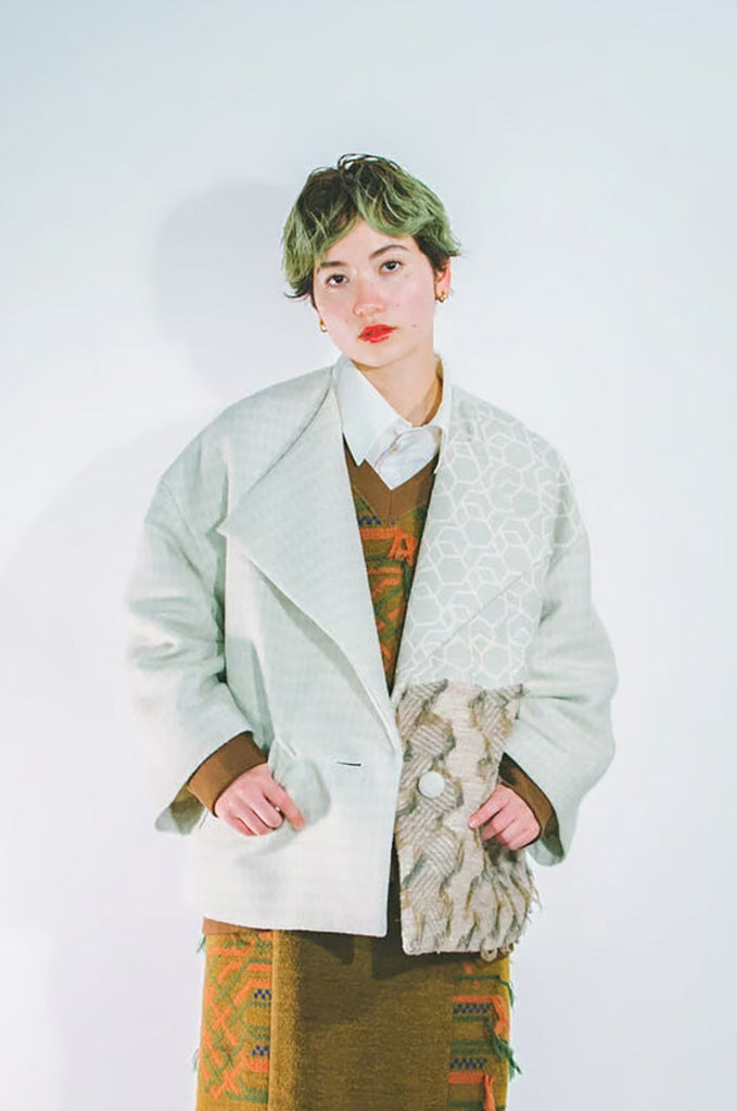 TWILL デザインスリーブショートコート TRIO- ショートコート col:オフホワイト – POLS